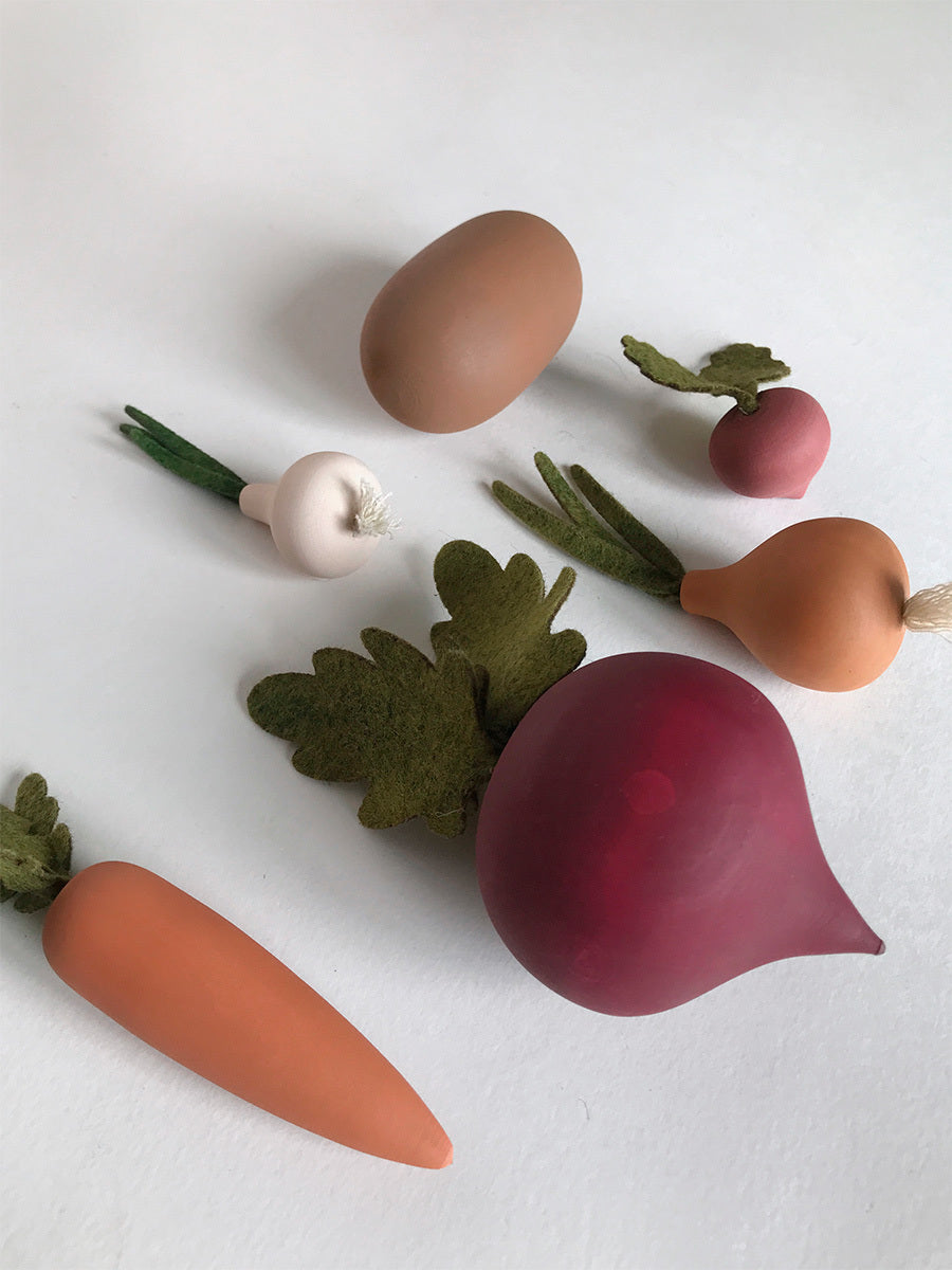 Wooden Vegetable Set