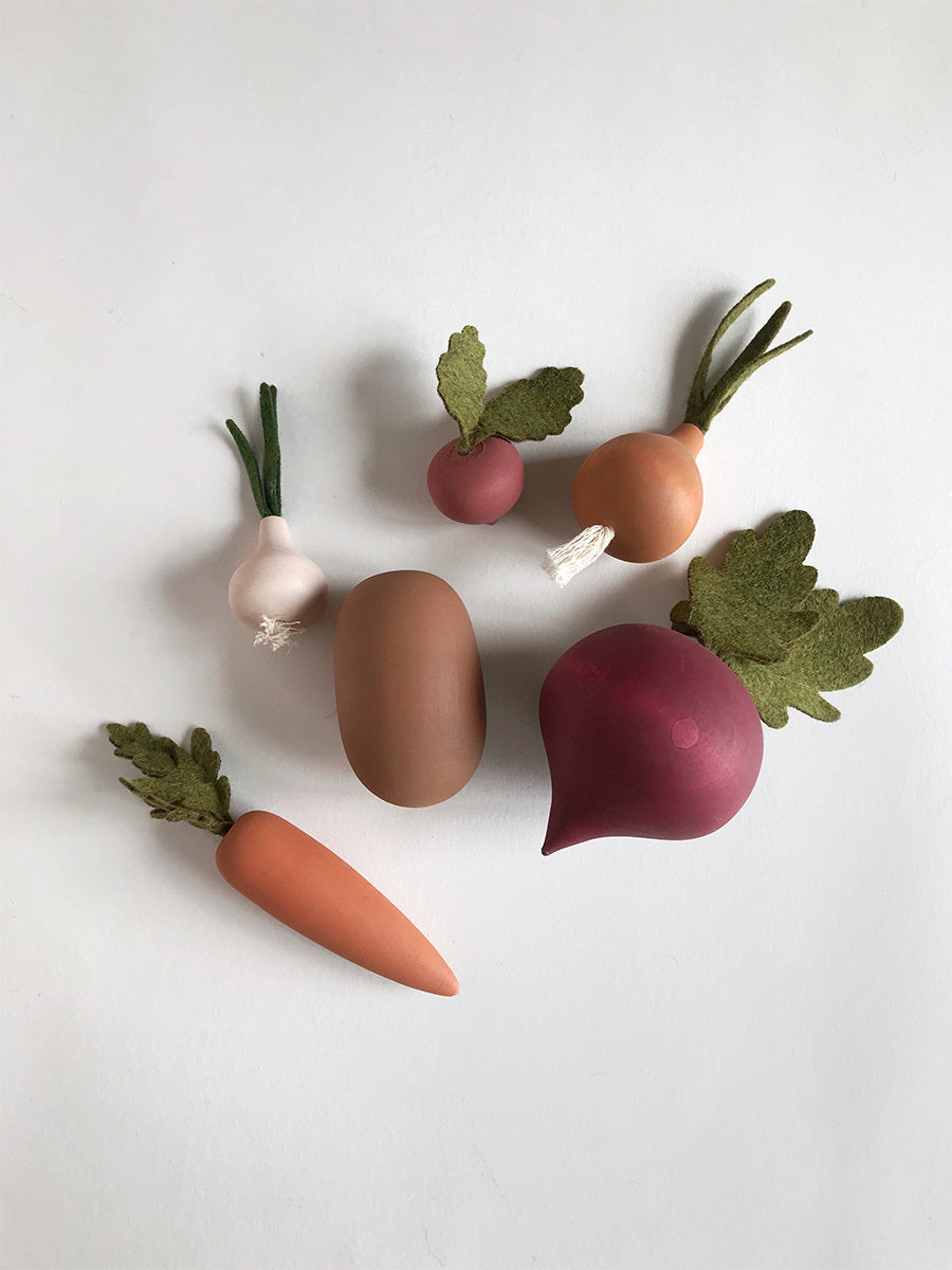 Wooden Vegetable Set